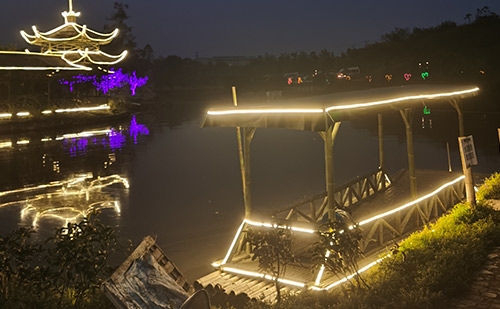 草莓视频APP黄色田園風光夜景